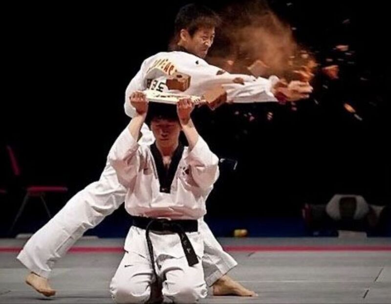 Latihan Memperkuat Pukulan Taekwondo