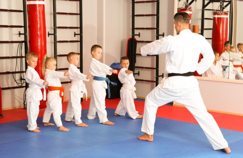 Latihan Teknik Dasar Taekwondo